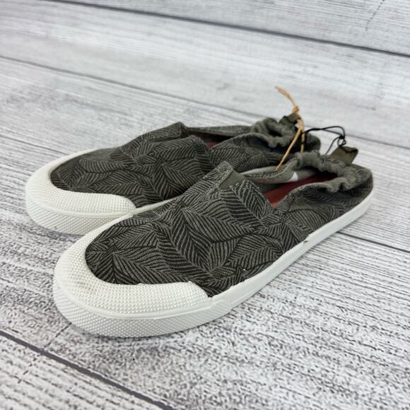 Roxy Women's Olive Leaf Printed Slip On Shoes Size 9 - Picture 3 of 12